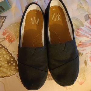 Kids Toms sz 4y